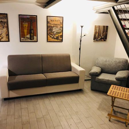 Casa Vacanze Roby ミラノ エクステリア 写真