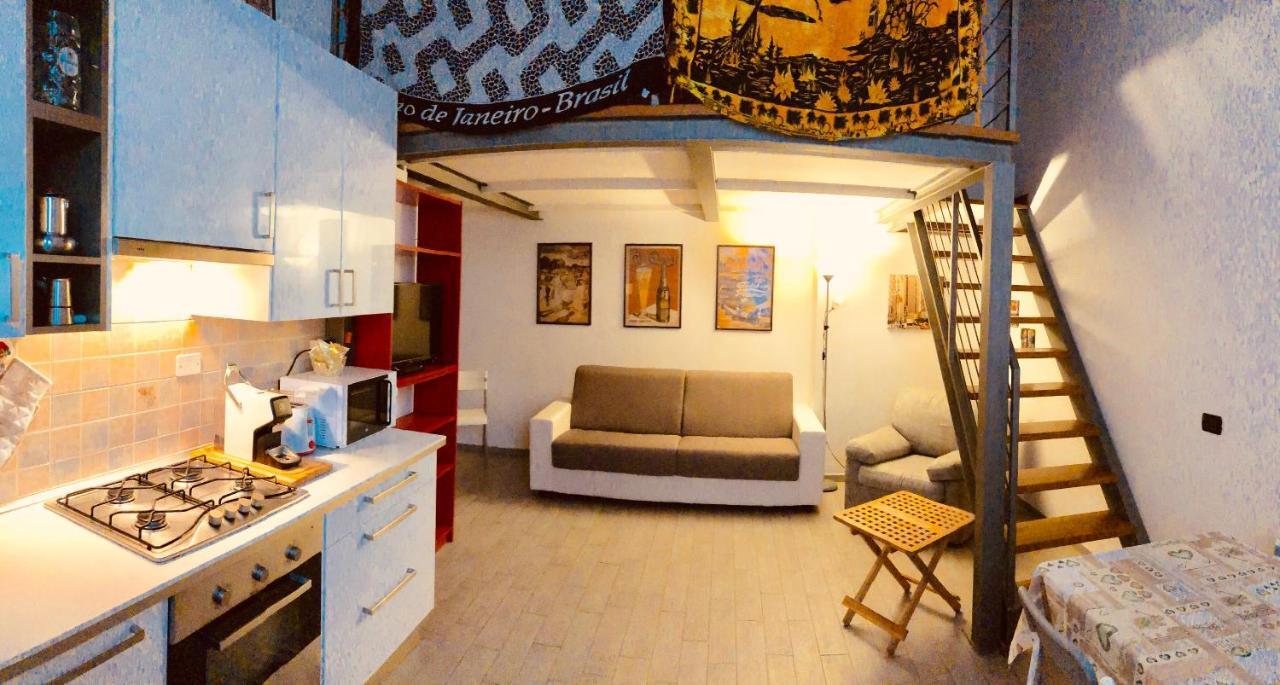 Casa Vacanze Roby ミラノ エクステリア 写真